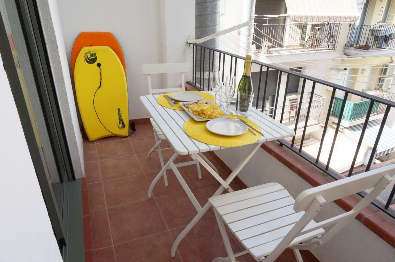 Happy Holiday Beach Home Sitges Kültér fotó